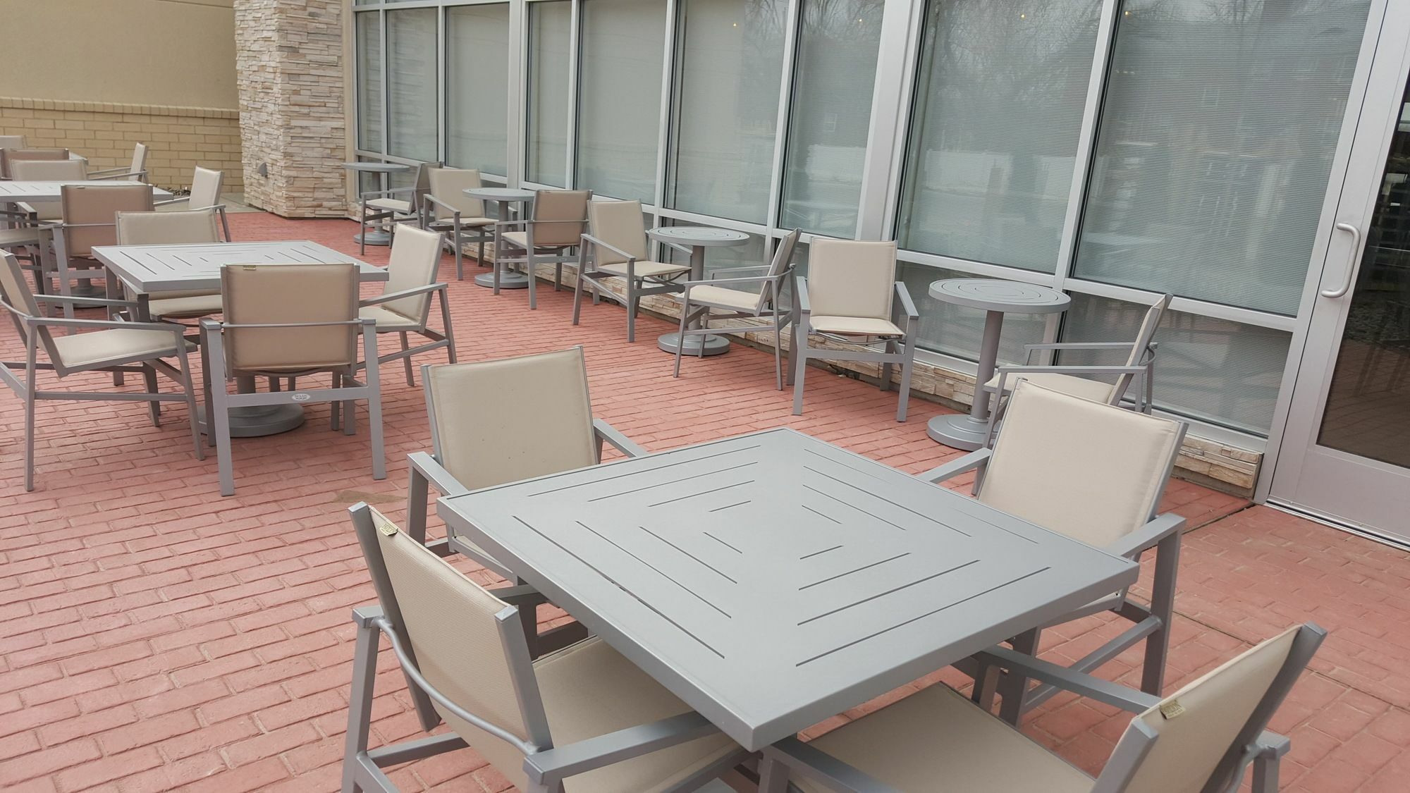 Holiday Inn Express & Suites Toledo West By Ihg Exterior foto